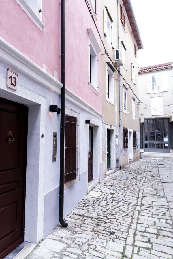 Bella Tara Piran